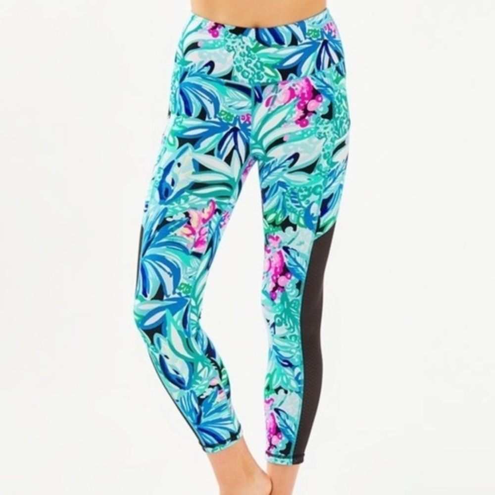 Lilly Pulitzer LUXLETIC 24" Weekender Midi Kaleidoscope Legging size XS